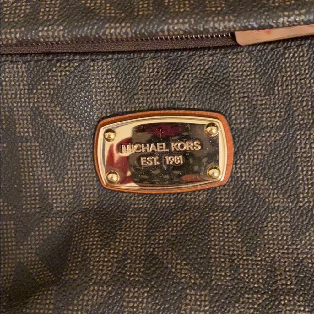 Backpack - Picture 4 of 5